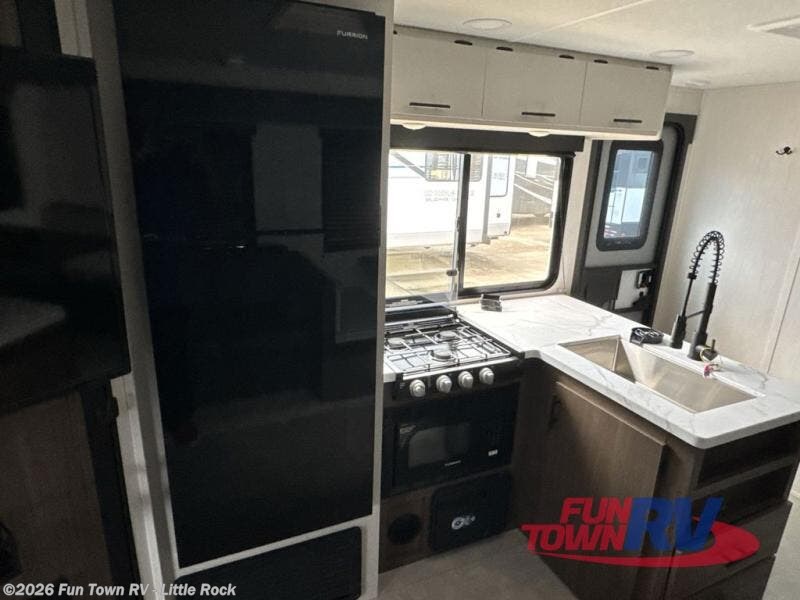 New 2026 Prime Time Tracer 295DB available in Little Rock, Arkansas