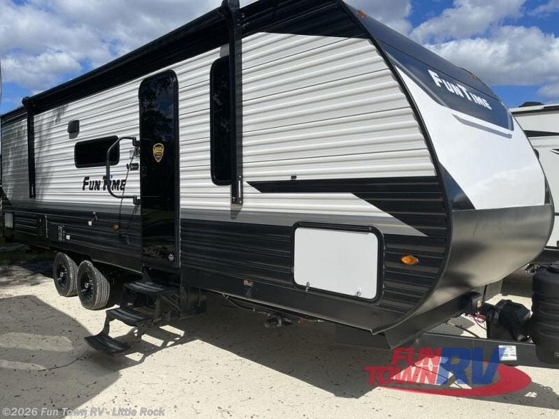 2026 CrossRoads Fun Time 265BH - New Travel Trailer For Sale by Fun Town RV - Little Rock in Little Rock, Arkansas