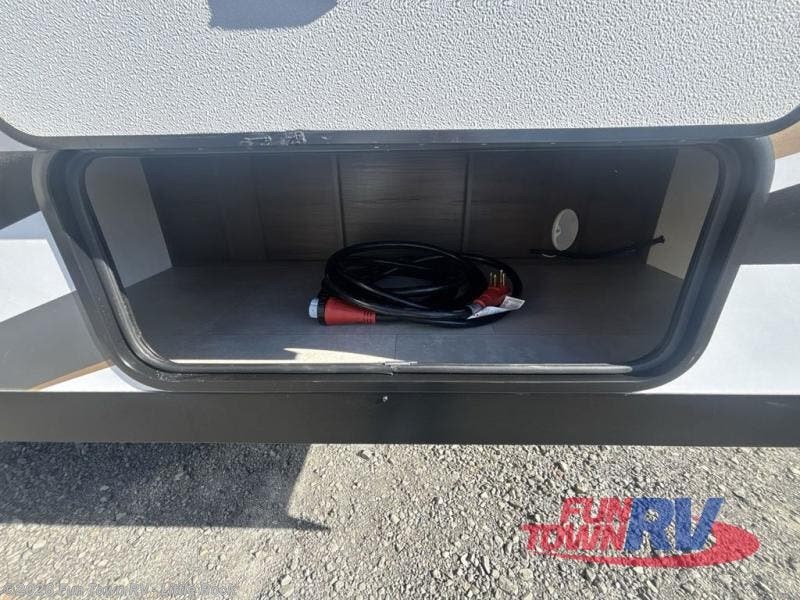 2026 Prime Time LaCrosse 3450FB - New Travel Trailer For Sale by Fun Town RV - Little Rock in Little Rock, Arkansas