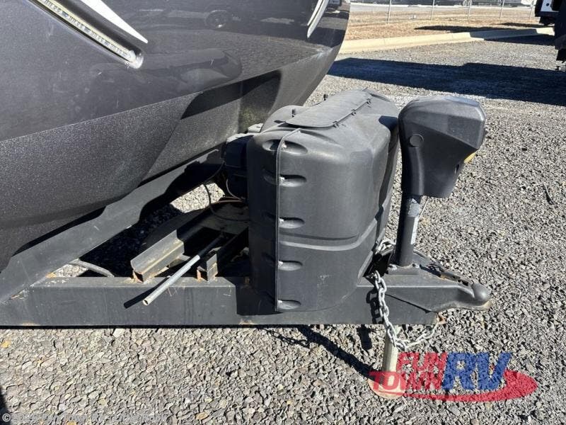 Used 2017 Coachmen Apex Ultra-Lite 276BHSS available in Little Rock, Arkansas