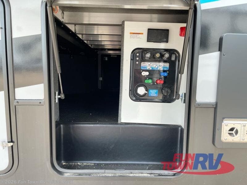 New 2025 Heartland Cyclone 4215 available in Little Rock, Arkansas