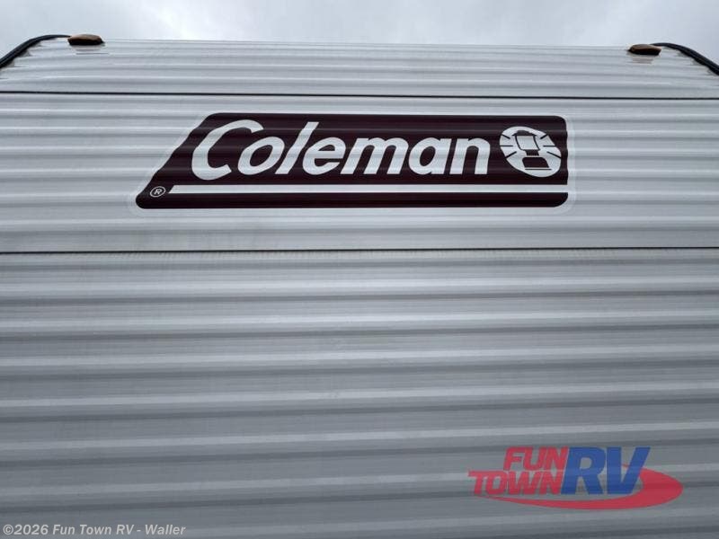 2024 Dutchmen Coleman Lantern 263BH - Used Travel Trailer For Sale by Fun Town RV - Waller in Waller, Texas