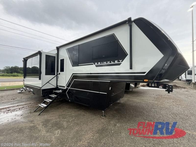 2026 Brinkley RV Model G 4100 - New Fifth Wheel For Sale by Fun Town RV - Waller in Waller, Texas
