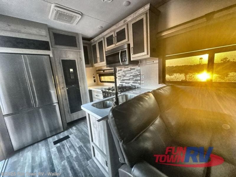 2022 Alpine 3910RK by Keystone from Fun Town RV - Waller in Waller, Texas