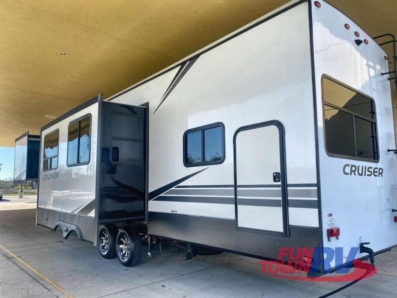 2022 Cruiser 3851BL by CrossRoads from Fun Town RV - Waller in Waller, Texas