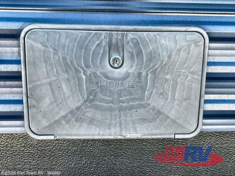 Used 2024 Palomino Puma 32BHQS available in Waller, Texas