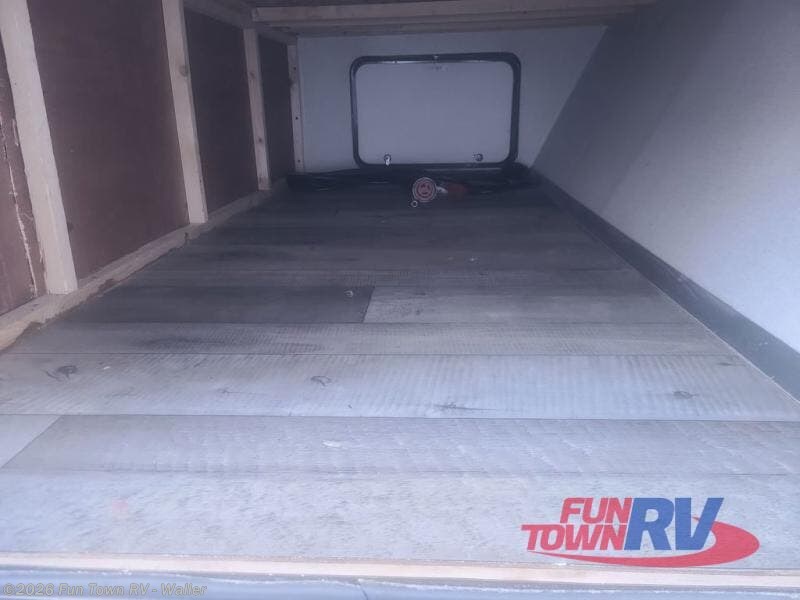 2022 Dutchmen Colorado 29BHC - Used Travel Trailer For Sale by Fun Town RV - Waller in Waller, Texas