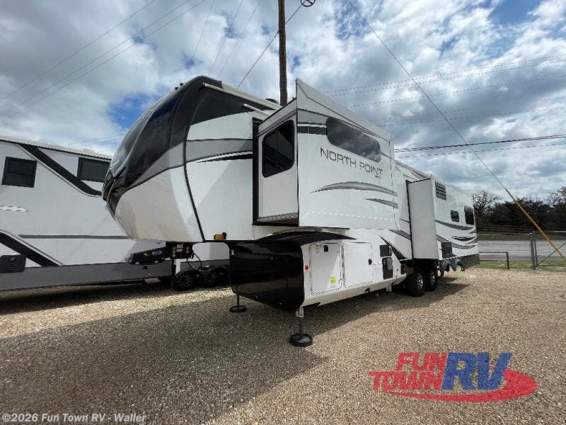 2022 Jayco North Point 340CKTS - Used Fifth Wheel For Sale by Fun Town RV - Waller in Waller, Texas