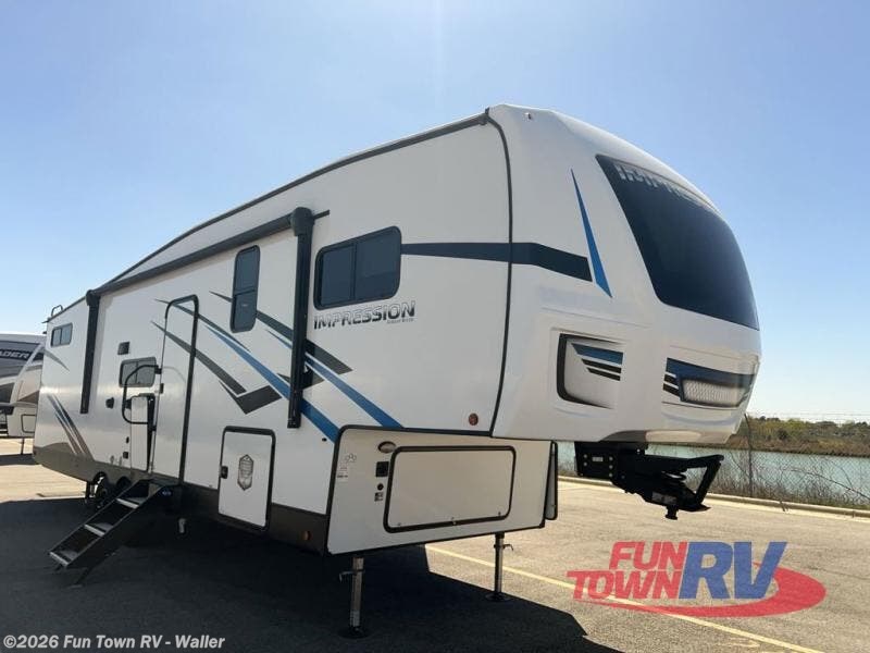 2024 Forest River Impression 290VB - Used Fifth Wheel For Sale by Fun Town RV - Waller in Waller, Texas