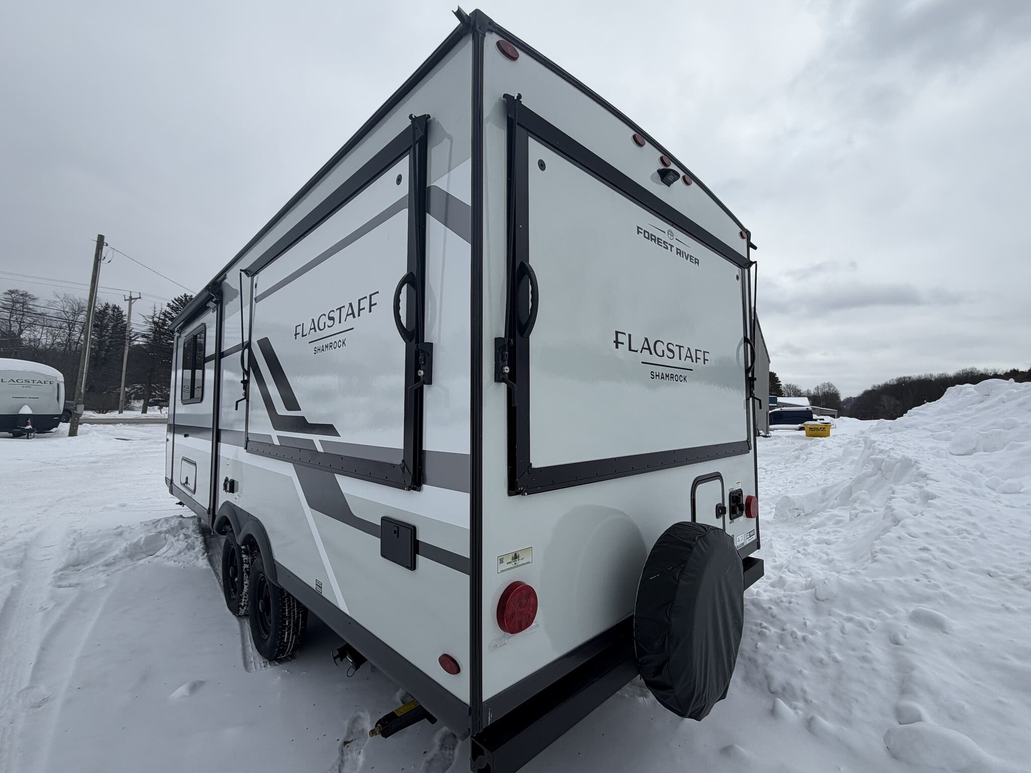 2026 Forest River Flagstaff Shamrock 233S - New Expandable Trailer For Sale by Hometown RV LLC in Brockway, Pennsylvania features Slideout, Pantry, Water Heater, Fire Extinguisher, Sofa Bed