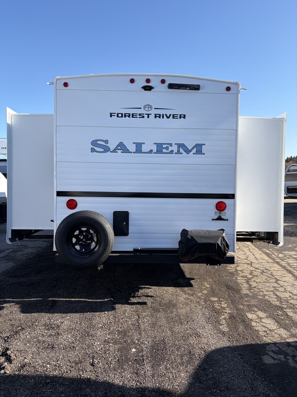 2026 Salem 31KQBTS by Forest River from Hometown RV LLC in Brockway, Pennsylvania