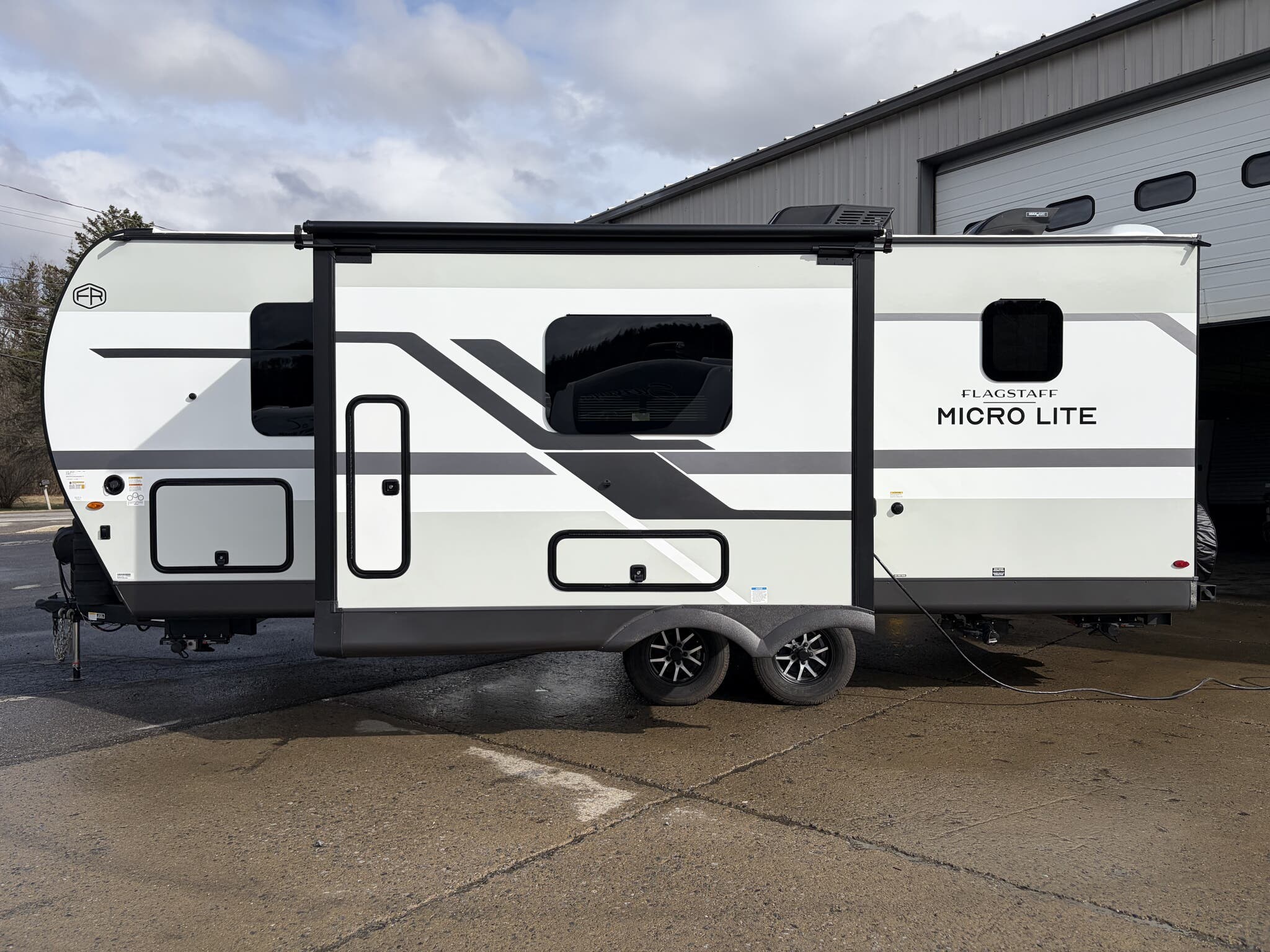 2026 Flagstaff Micro Lite 25BRDS by Forest River from Hometown RV LLC in Brockway, Pennsylvania