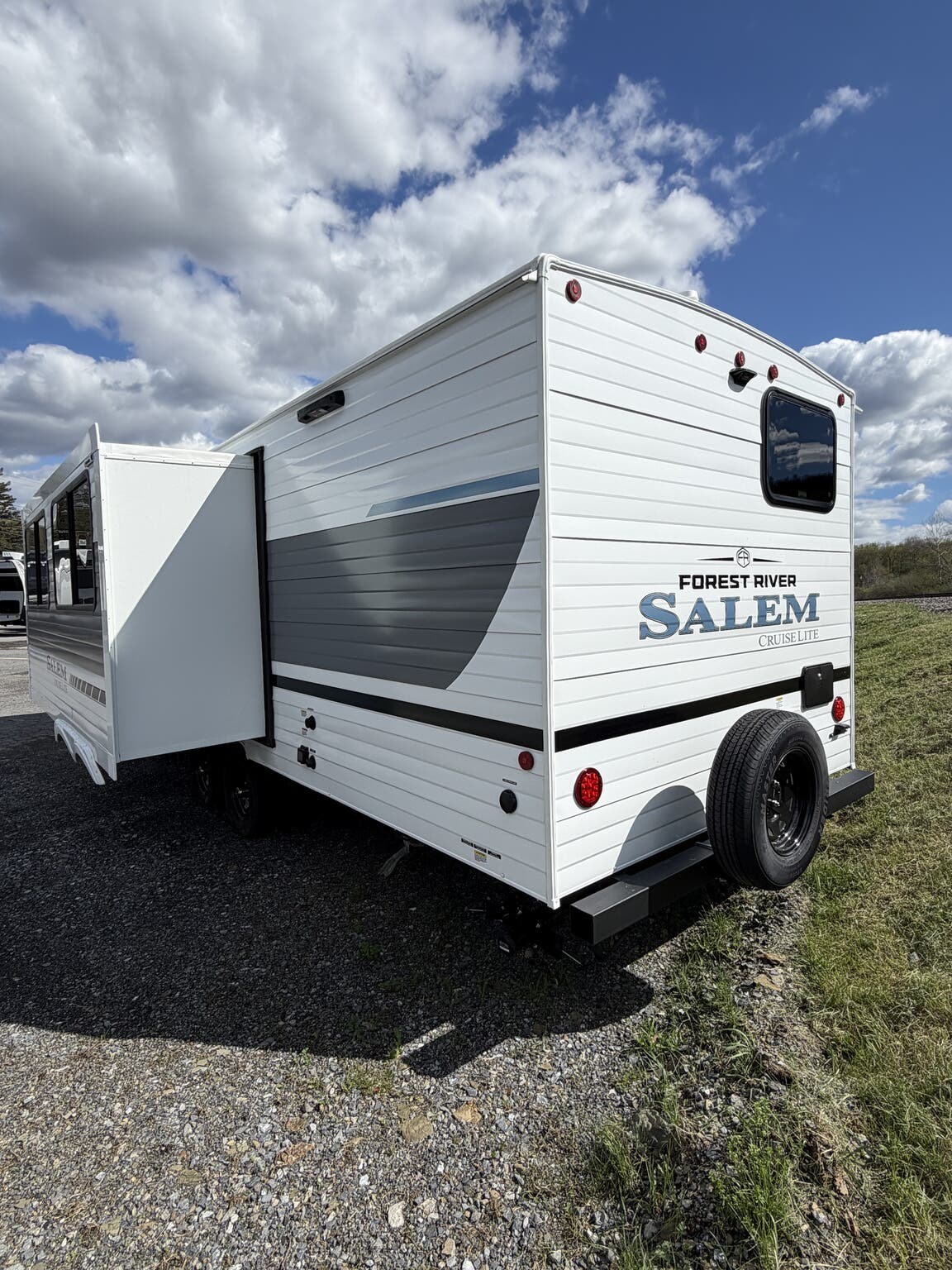 New 2026 Forest River Salem Cruise Lite 26ICE available in Brockway, Pennsylvania