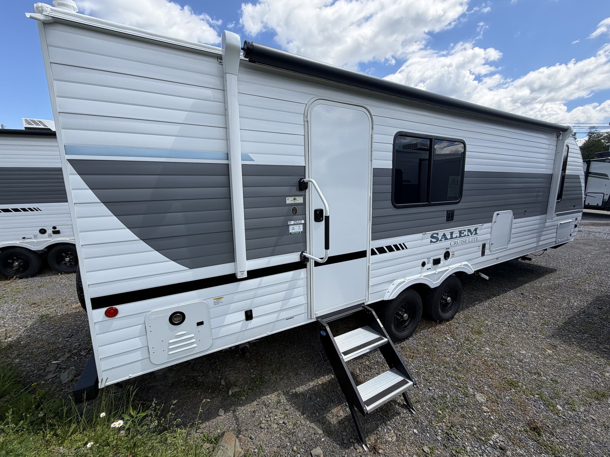 2027 Salem Cruise Lite 25ICE by Forest River from Hometown RV LLC in Brockway, Pennsylvania