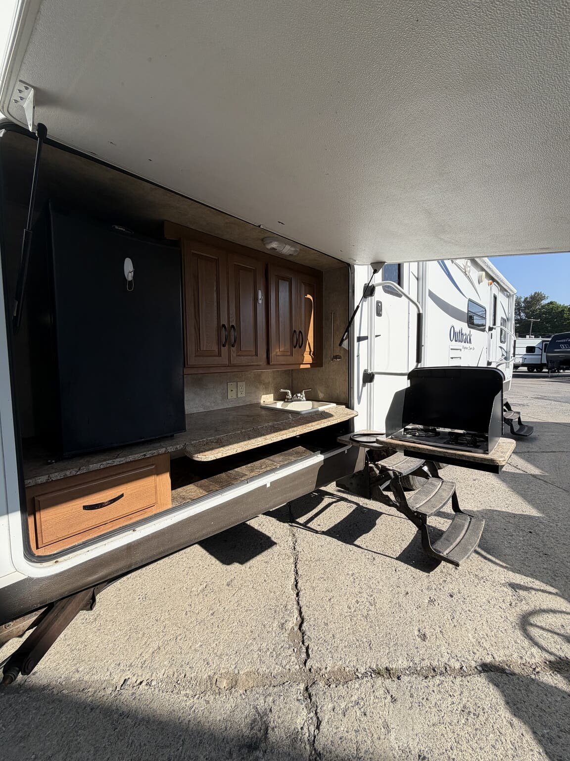 Used 2013 Keystone Outback 312BH available in Brockway, Pennsylvania