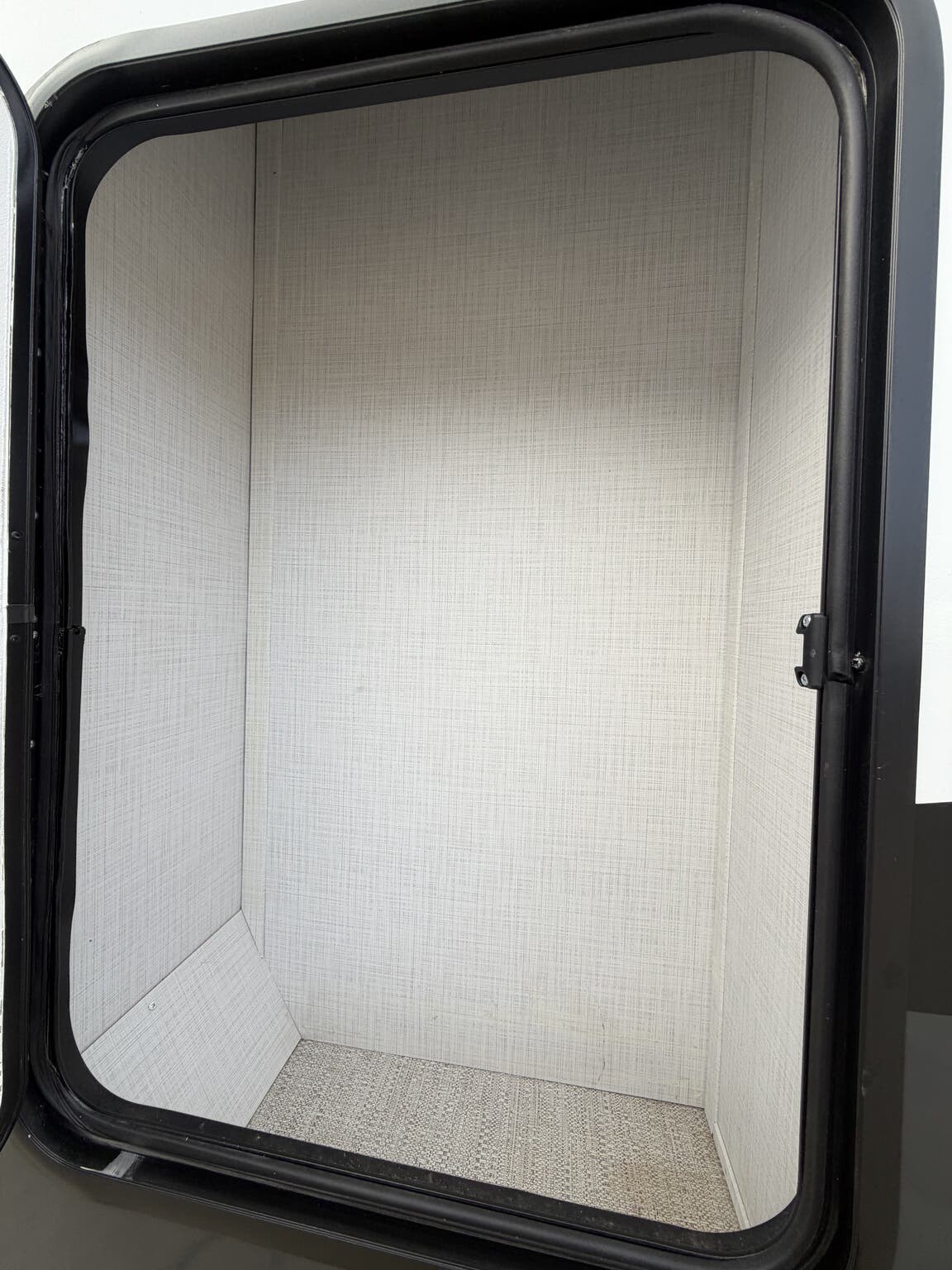 2024 Flagstaff Micro Lite 25FKBS by Forest River from Hometown RV LLC in Brockway, Pennsylvania