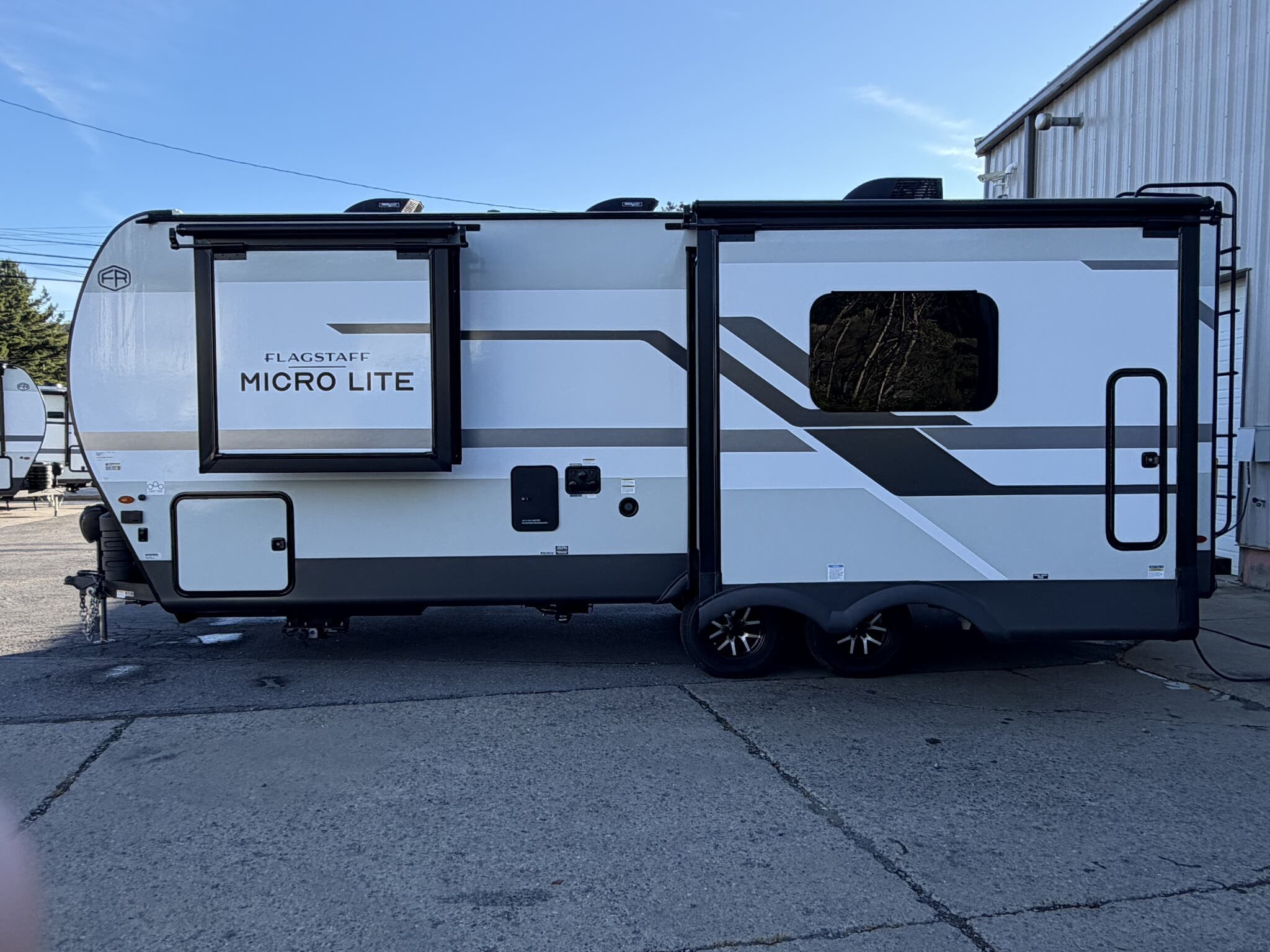 2027 Flagstaff Micro Lite 25SRK by Forest River from Hometown RV LLC in Brockway, Pennsylvania