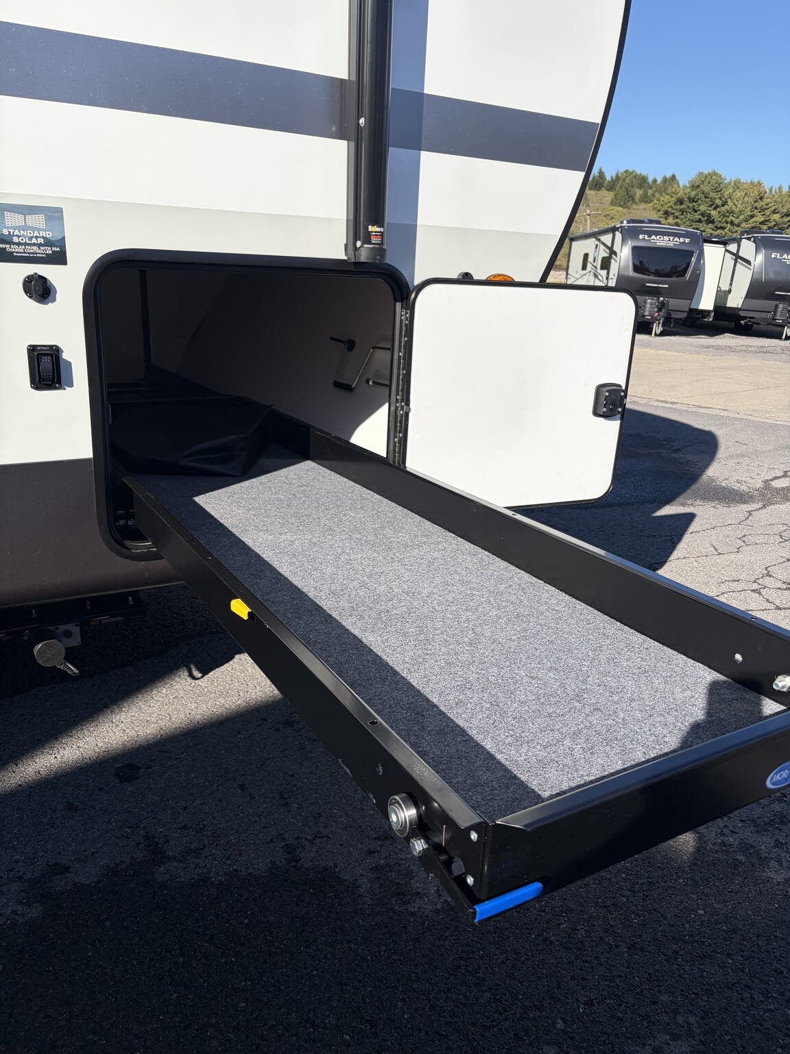 2027 Forest River Flagstaff Micro Lite 25SRB - New Travel Trailer For Sale by Hometown RV LLC in Brockway, Pennsylvania features Fire Extinguisher, Power Stabilizer Jacks, Slideout, Kitchen Sink, Wardrobe(s)