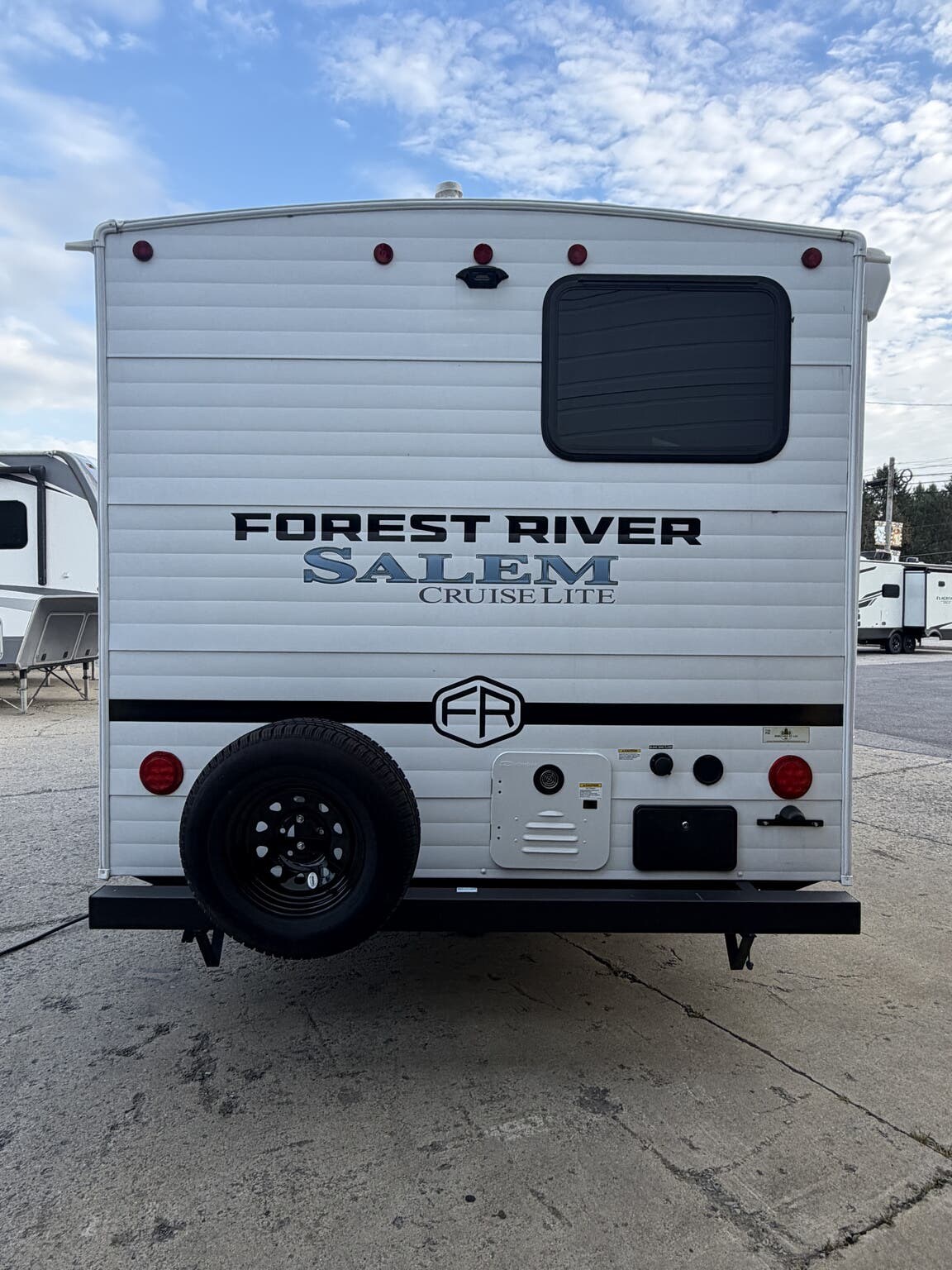 Used 2025 Forest River Salem Cruise Lite 261BHXL available in Brockway, Pennsylvania