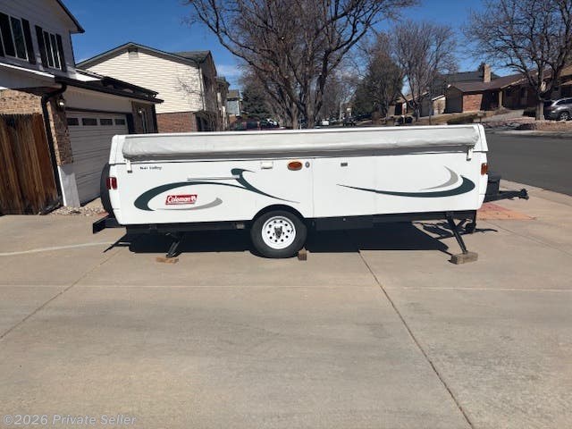 Used 2011 Coleman Sun Valley available in Aurora, Colorado