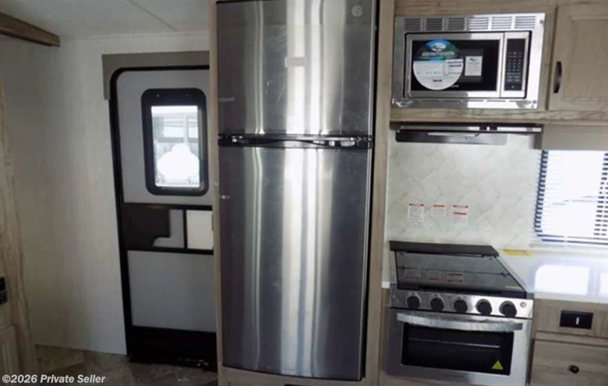 2022 Solaire 320TSB by Palomino from For Sale By Owner in Marion, Alabama