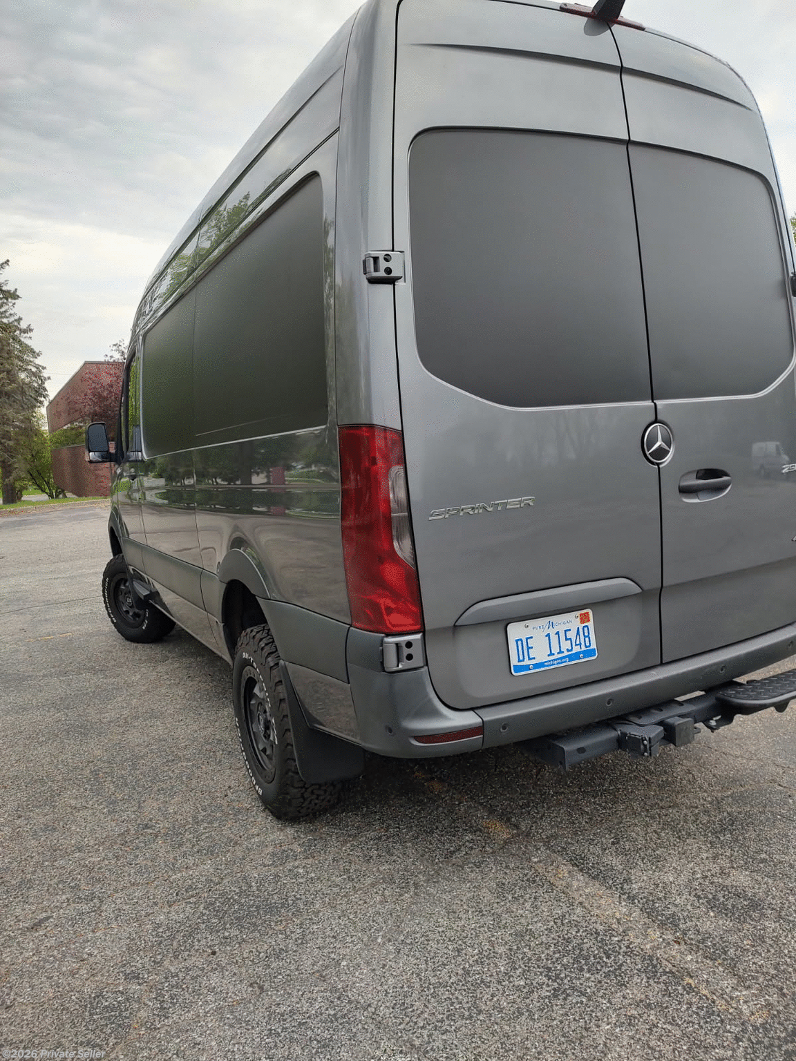 2021 Mercedes-Benz Sprinter - Used Class B+ For Sale by For Sale By Owner in Grand Rapids, Michigan