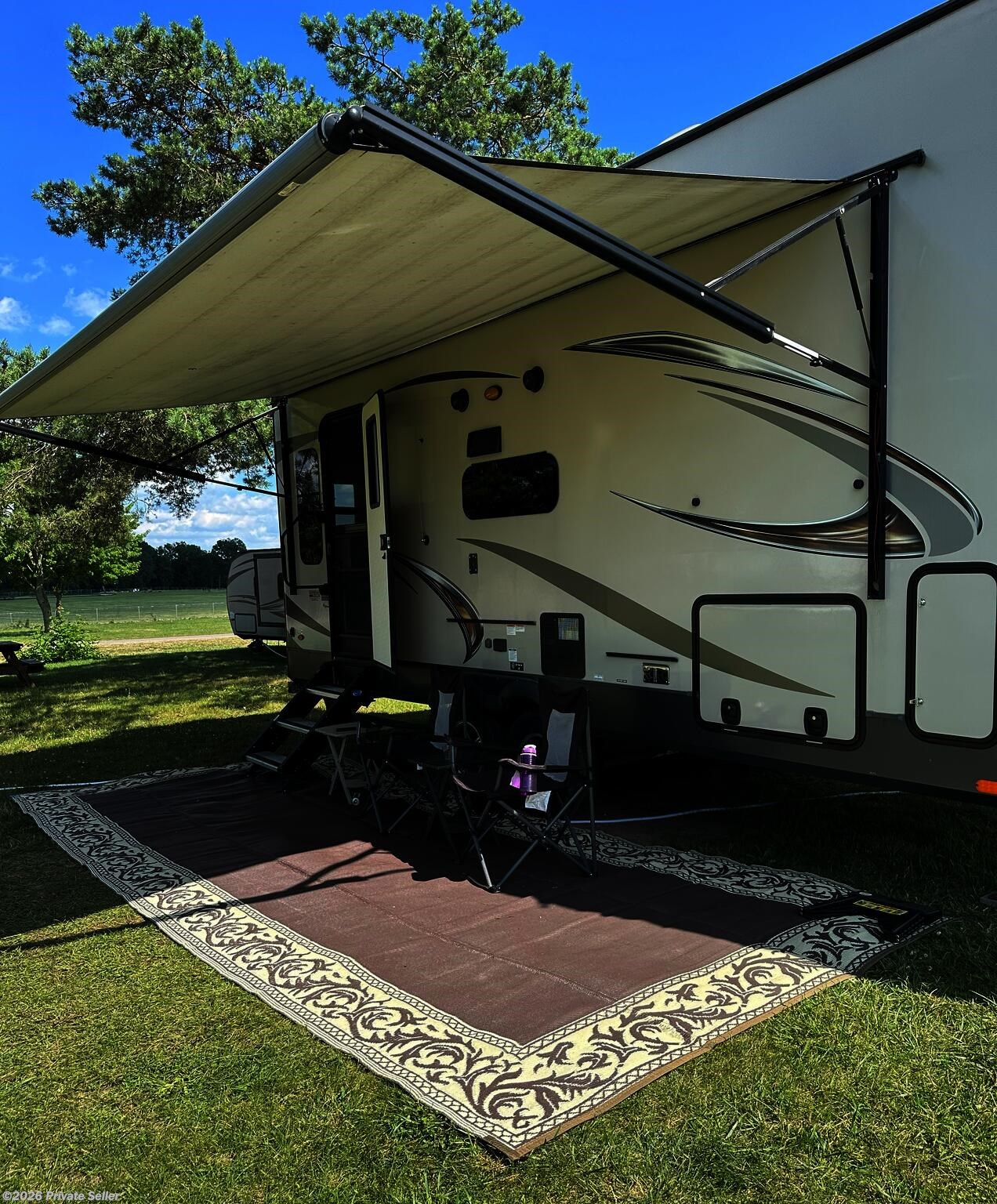 Used 2019 Forest River Rockwood Ultra Lite available in Ypsilanti, Michigan