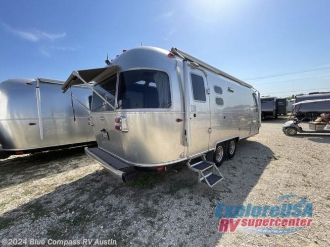 2019 International Signature 25FB Twin by Airstream from Camper Clinic II in Buda, Texas