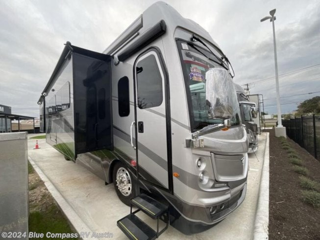 New 2023 Fleetwood Discovery 36HQ available in Buda, Texas