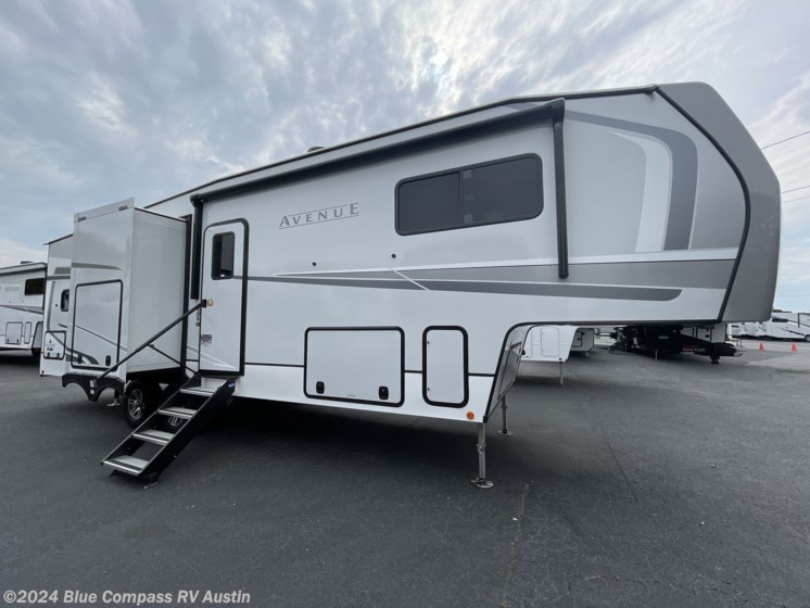 New 2024 Alliance RV Avenue 33RKS available in Buda, Texas