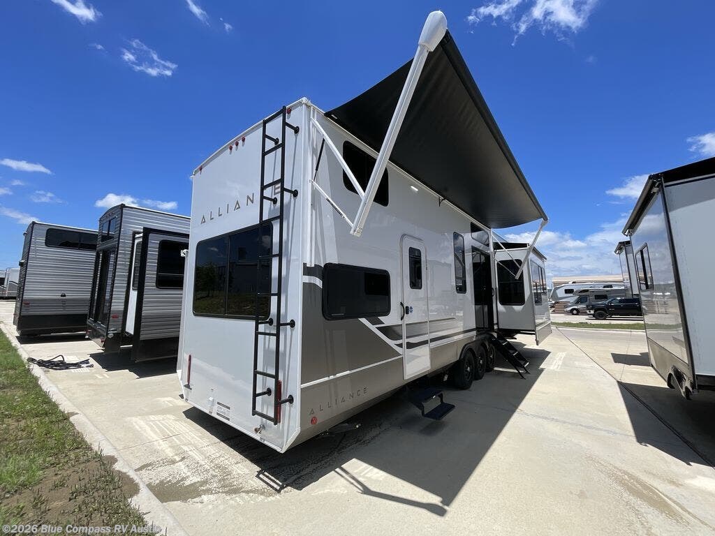 2026 Benchmark 42LFT by Alliance RV from Blue Compass RV Austin in Buda, Texas