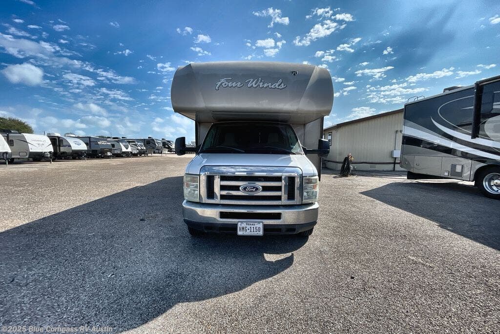 Used 2016 Thor Motor Coach Four Winds 31E Bunkhouse available in Buda, Texas
