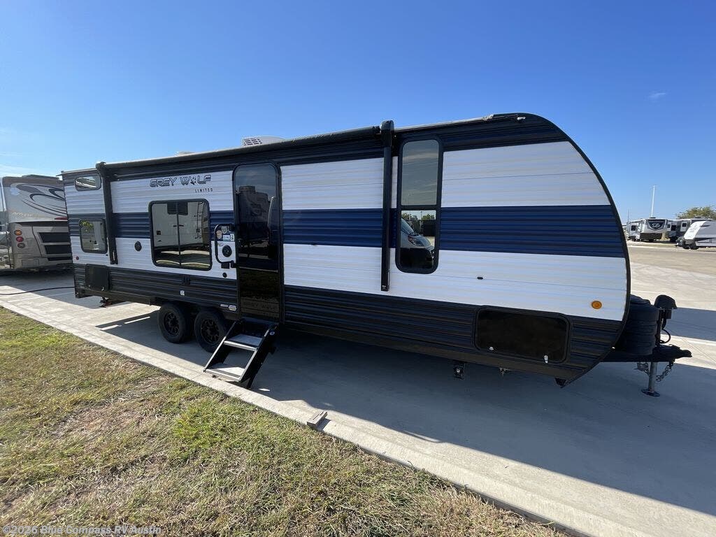 Used 2024 Forest River Cherokee Grey Wolf 26djse available in Buda, Texas