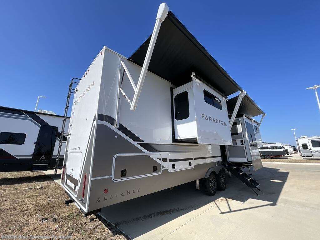 2026 Paradigm 385FL by Alliance RV from Blue Compass RV Austin in Buda, Texas