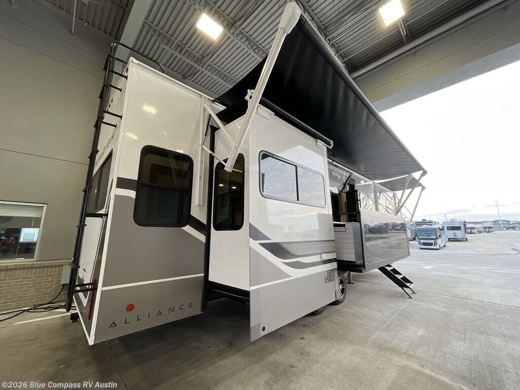 2026 Paradigm 388SP by Alliance RV from Blue Compass RV Austin in Buda, Texas