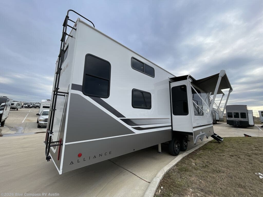 2026 Paradigm 395DS by Alliance RV from Blue Compass RV Austin in Buda, Texas