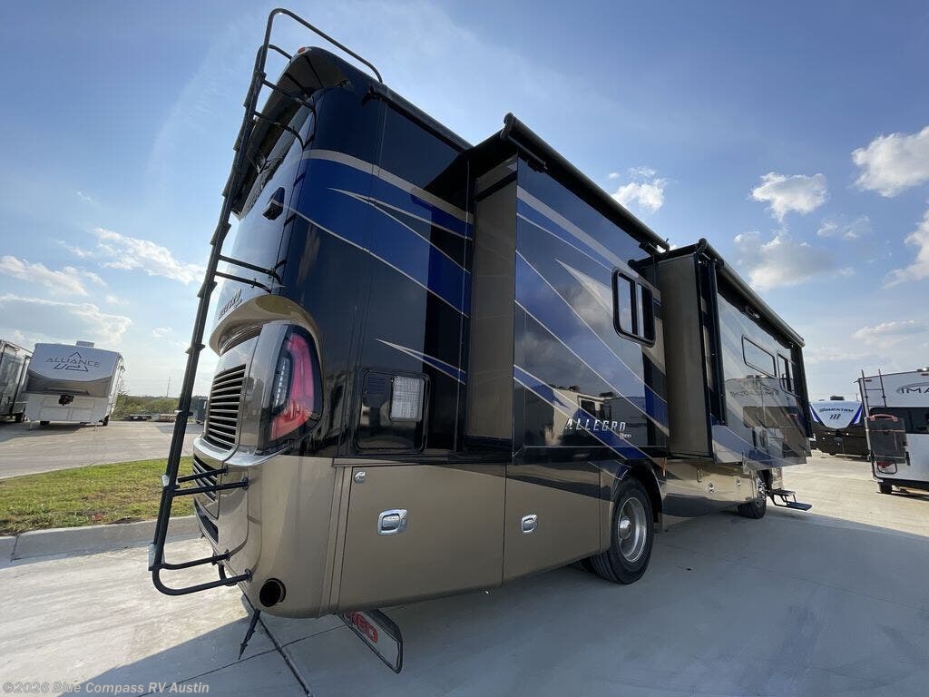 2019 Allegro Red 33 AA by Tiffin from Blue Compass RV Austin in Buda, Texas