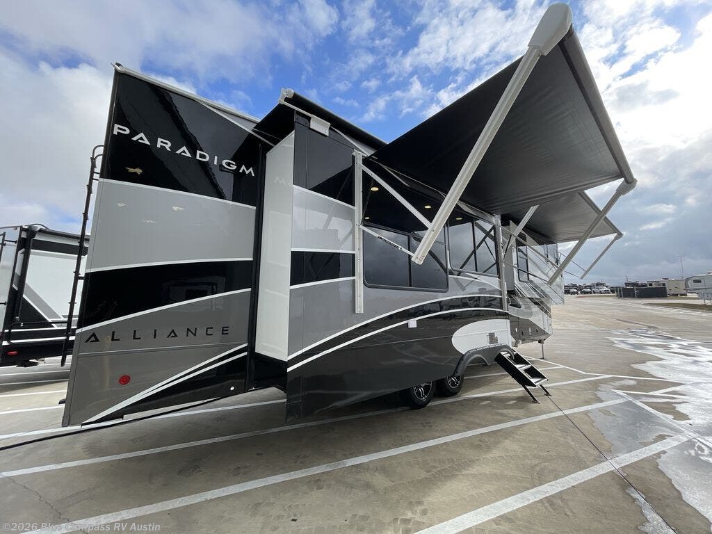 2026 Paradigm 382RK by Alliance RV from Blue Compass RV Austin in Buda, Texas