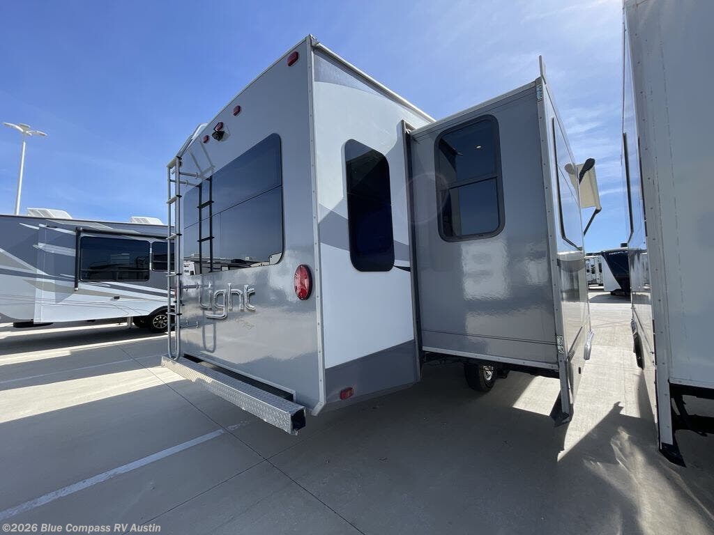 2017 Highland Ridge Open Range Light 297RLS - Used Fifth Wheel For Sale by Blue Compass RV Austin in Buda, Texas