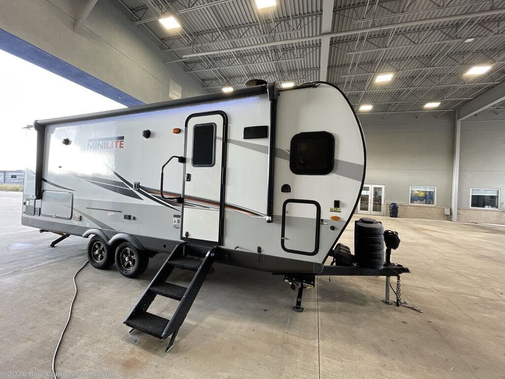 Used 2022 Forest River Rockwood Mini Lite 2506S available in Buda, Texas