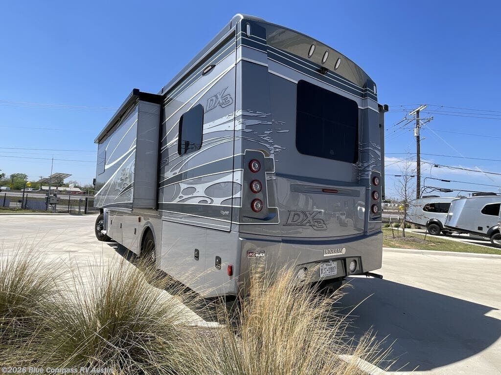 Used 2025 Dynamax Corp DX3 32KD available in Buda, Texas