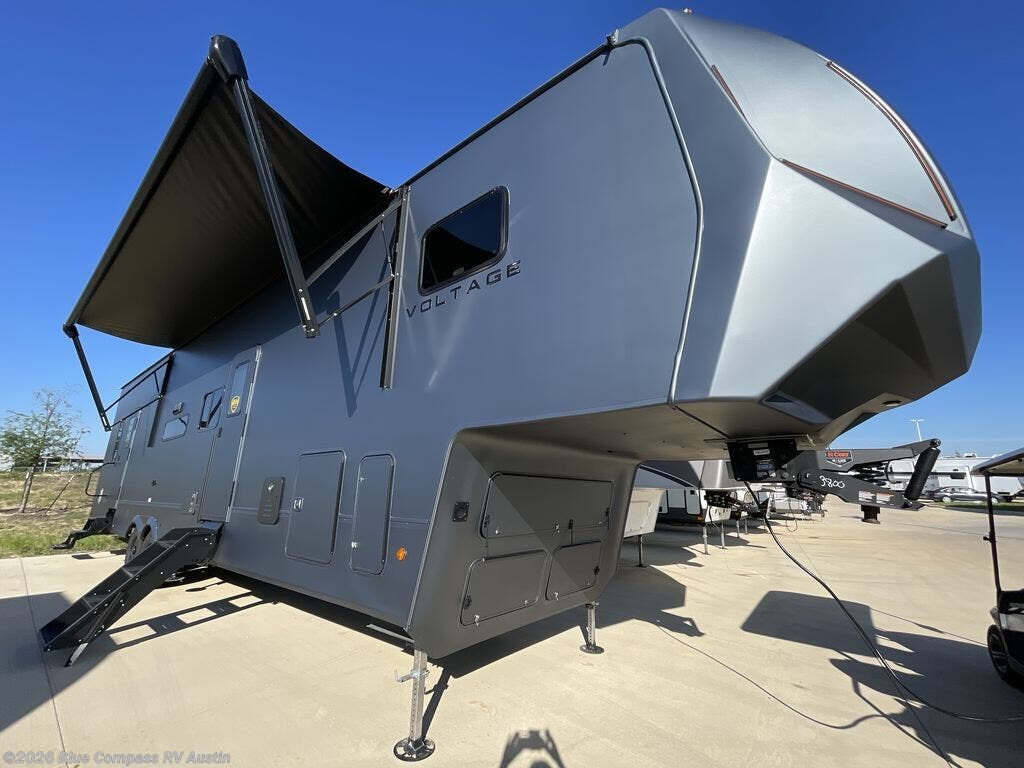 New 2026 Dutchmen Voltage V-Series 3800 available in Buda, Texas