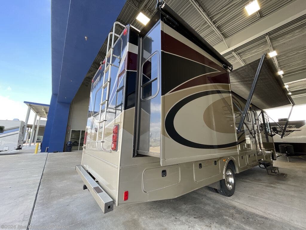 2014 Storm 32V by Fleetwood from Blue Compass RV Austin in Buda, Texas