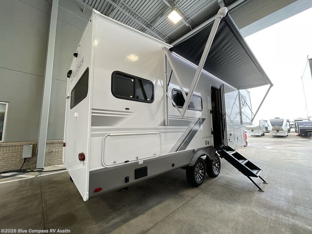 2027 Heartland Sundance XLT FW 24ML - New Fifth Wheel For Sale by Blue Compass RV Austin in Buda, Texas