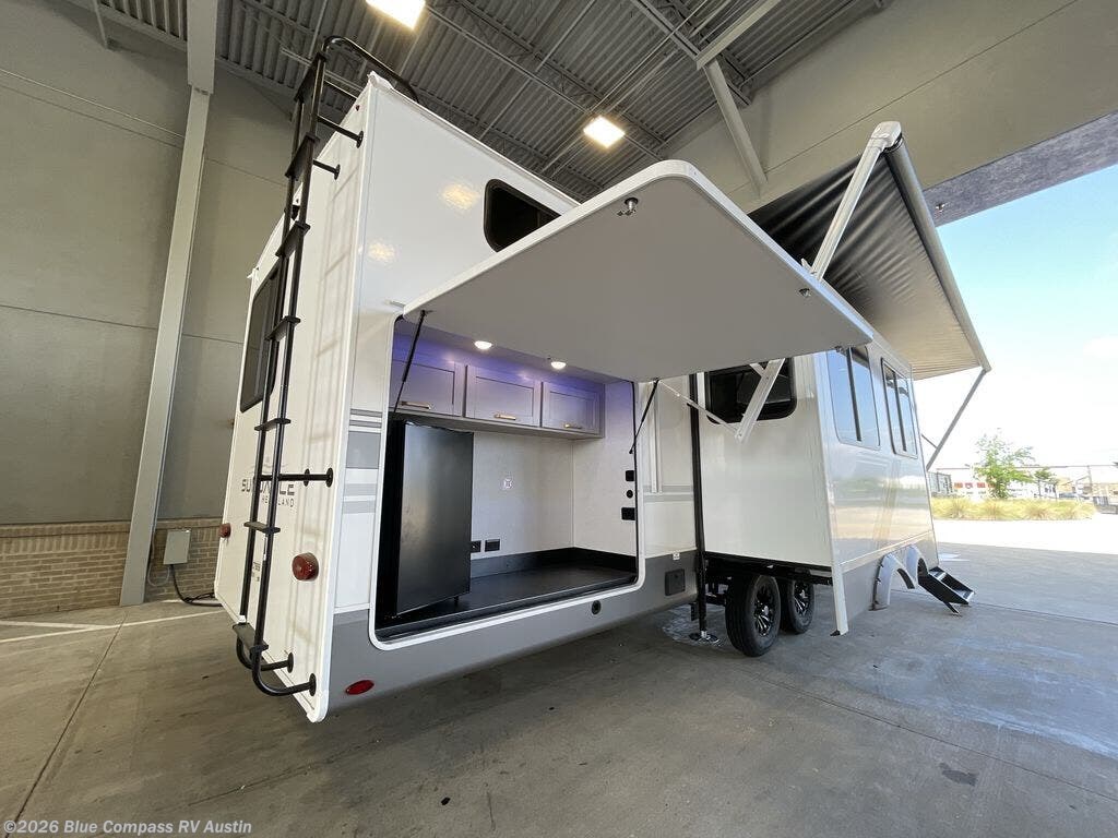 2027 Heartland Sundance XLT TT 31BROK - New Travel Trailer For Sale by Blue Compass RV Austin in Buda, Texas