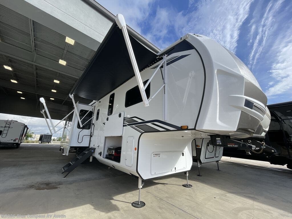 New 2027 Heartland Milestone 39TB available in Buda, Texas