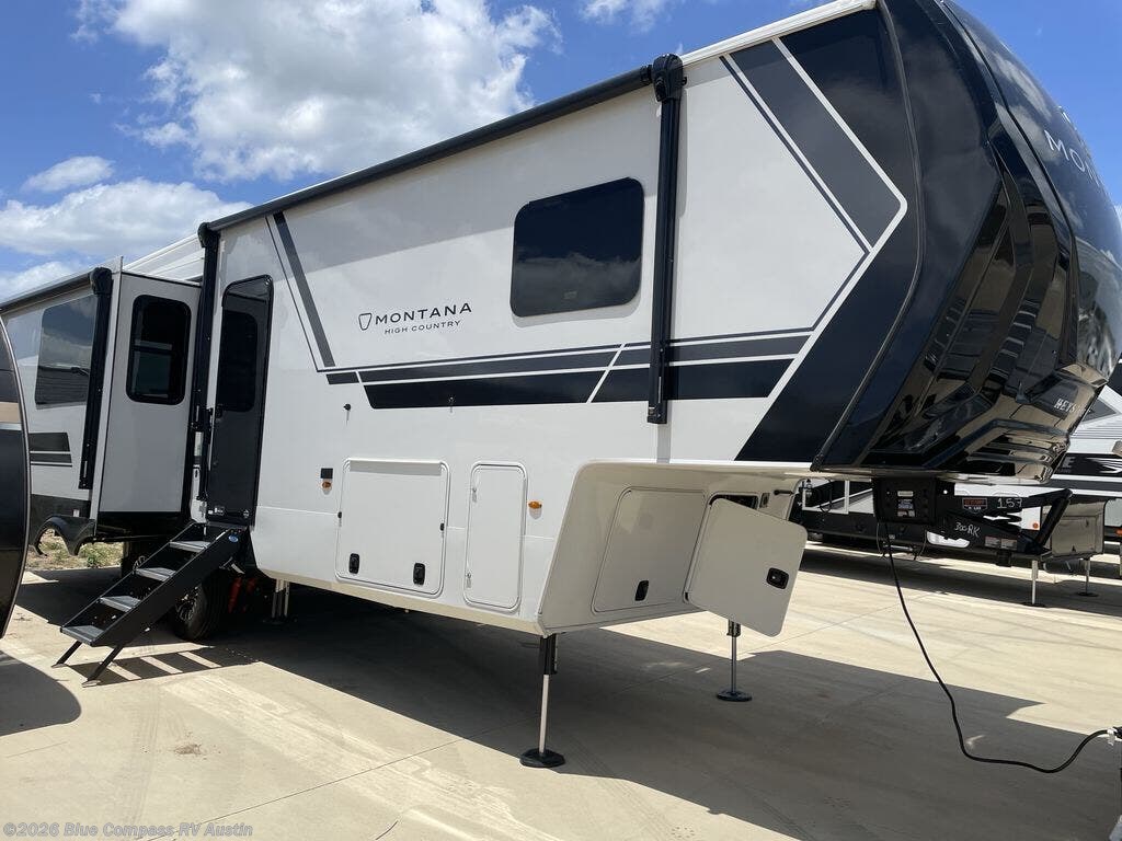 New 2027 Keystone Montana High Country 300RK available in Buda, Texas