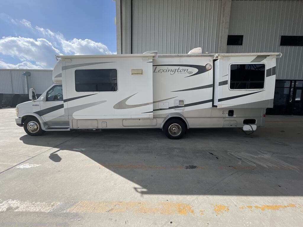 2008 Lexington Class B+ 283TS by Forest River from Blue Compass RV Austin in Buda, Texas
