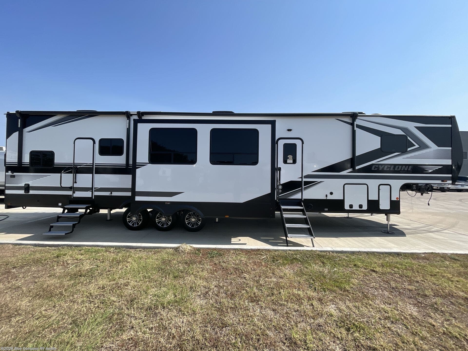 New 2027 Heartland Cyclone 3914 available in Buda, Texas