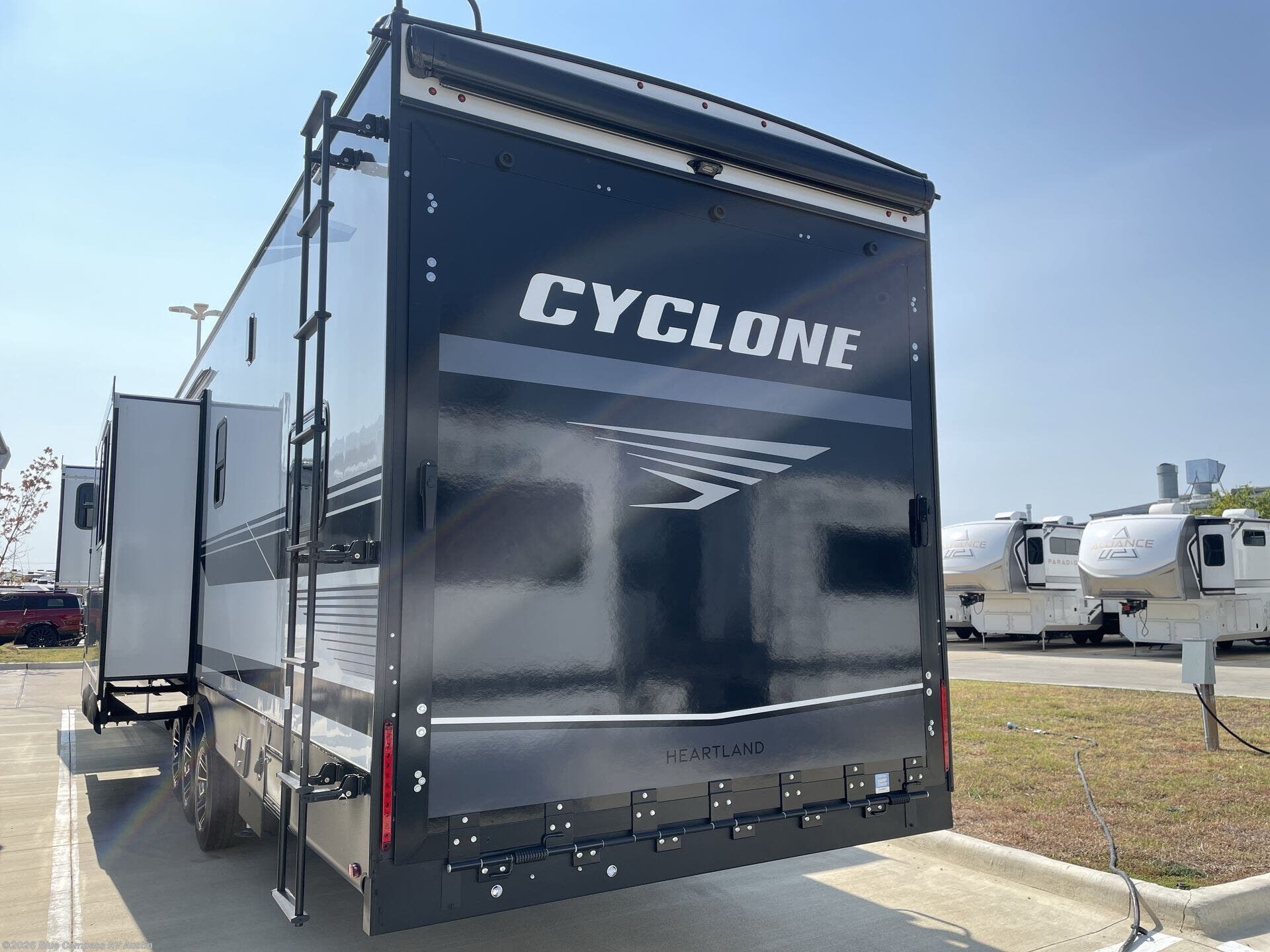 2027 Cyclone 3914 by Heartland from Blue Compass RV Austin in Buda, Texas